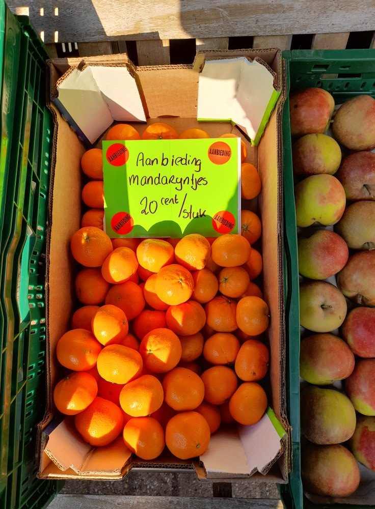 Boerderijwinkel Lensink in Lintelo voor mandarijntjes en appels